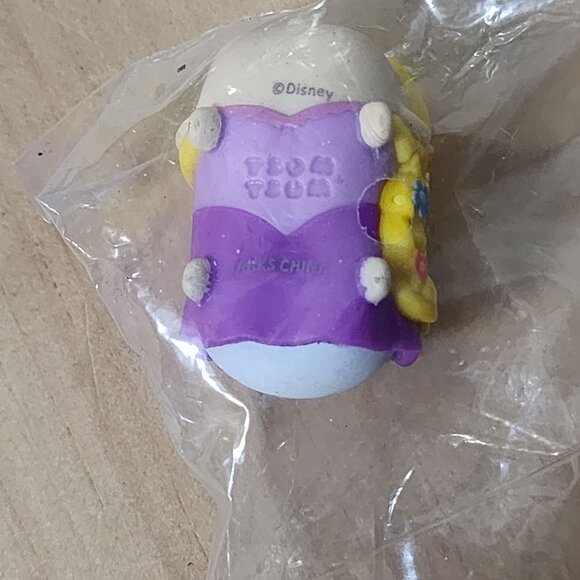 Disney Tsum Tsum Tangled Mini Figures Flynn Rider Rapunzel - Picture 9 of 10